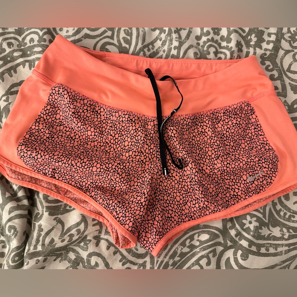 Women's Nike Dri Fit Running Shorts Coral Orange Black Size S